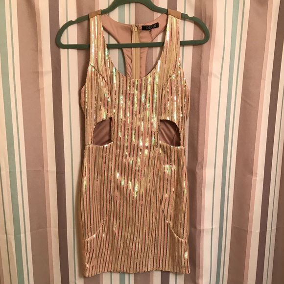 Depri Dresses & Skirts - ✨ Super Cute Party Dress 💜